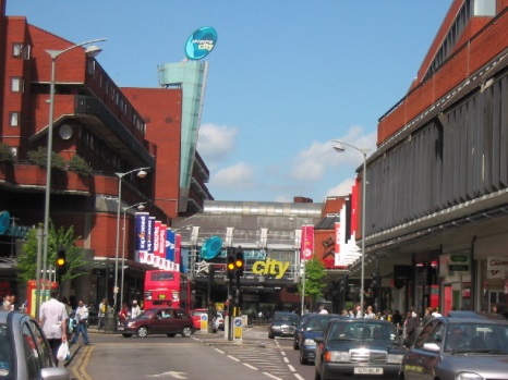 wood-green-shopping-centr_466