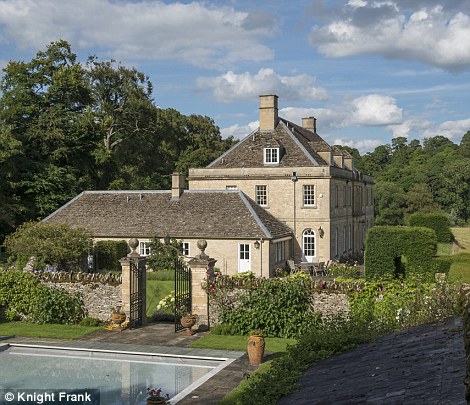 3C0E226400000578-4110416-Clive_Hopkins_Head_of_Farms_Estates_at_Knight_Frank_said_Bibury_-a-6_1484206439534