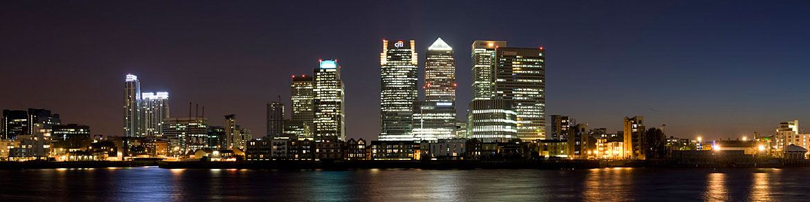 Canary-Wharf-at-Night-2
