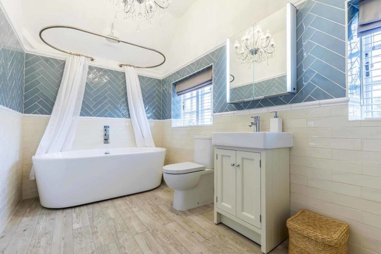 gallery-1484650265-sailsbury-road-burton-christchurch-porticomarketing14